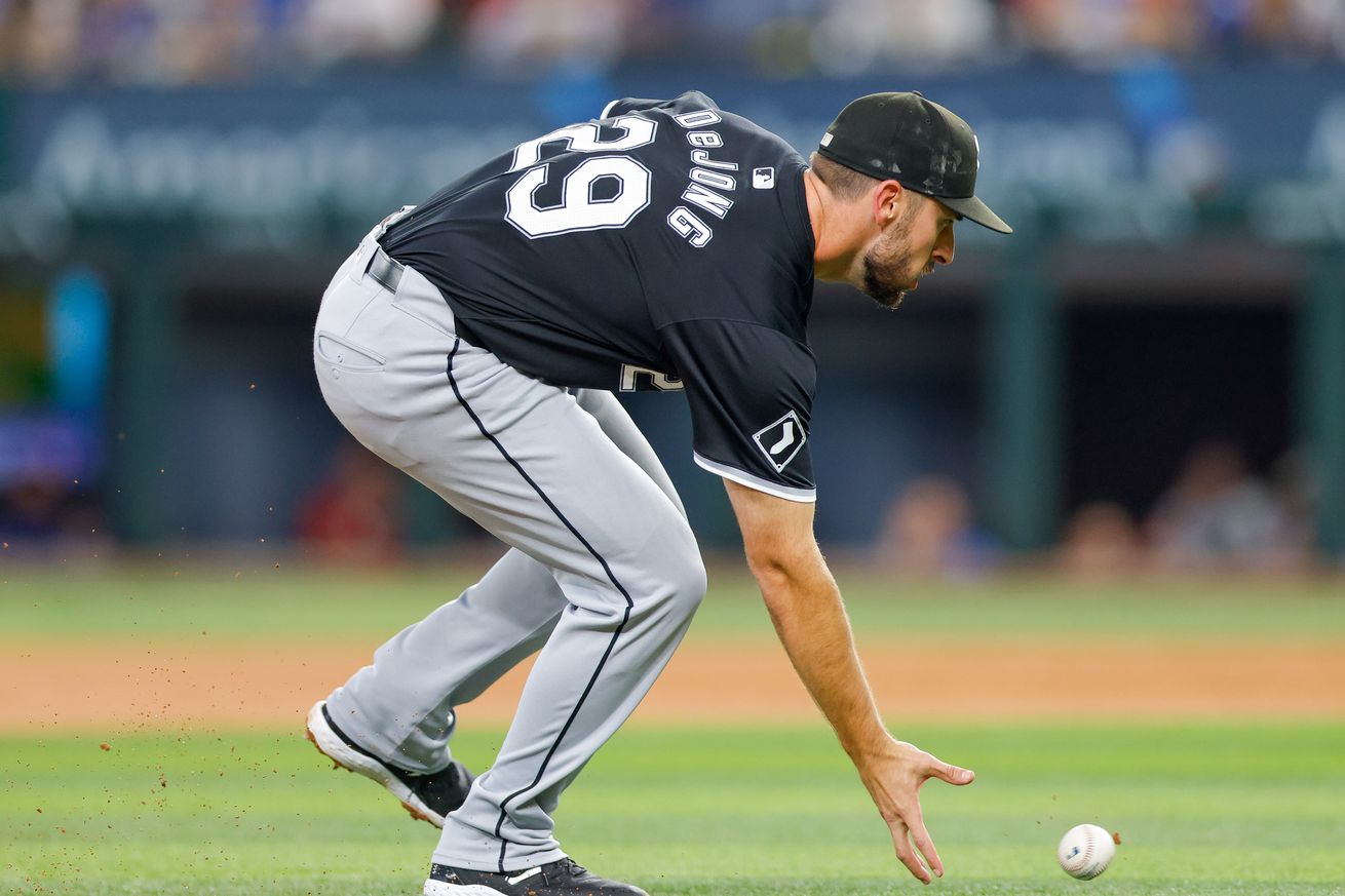 MLB: Chicago White Sox at Texas Rangers