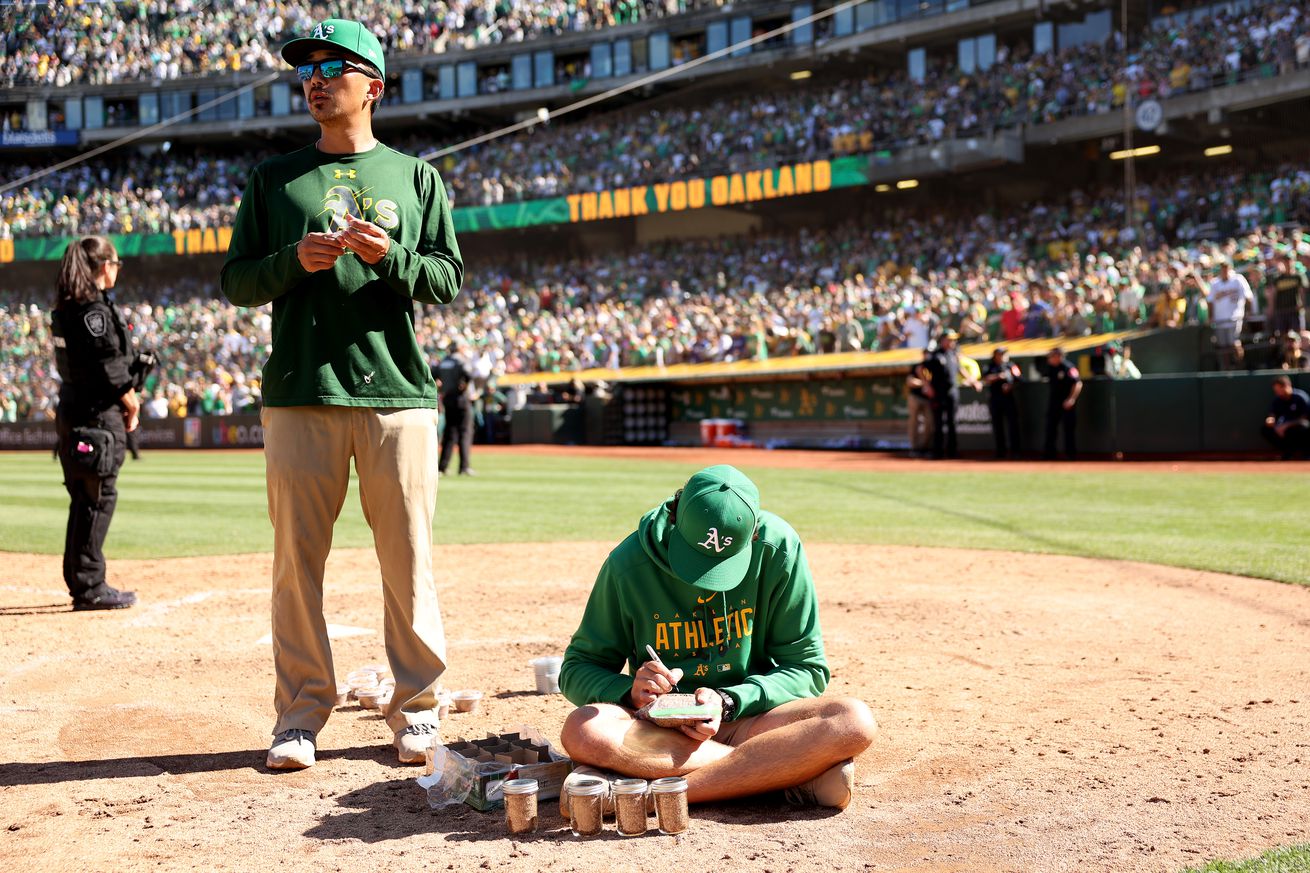 Texas Rangers v Oakland Athletics