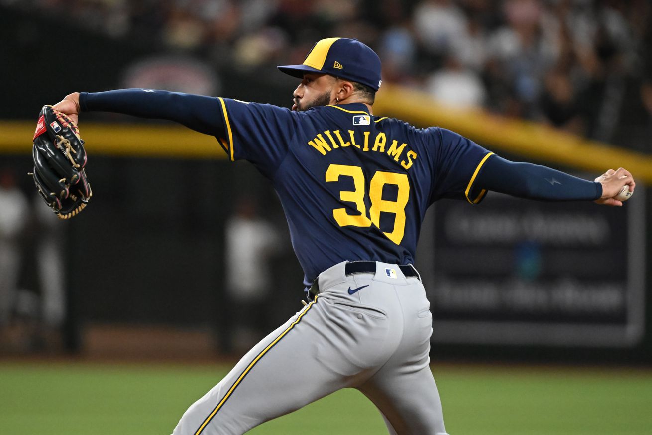 Milwaukee Brewers v Arizona Diamondbacks