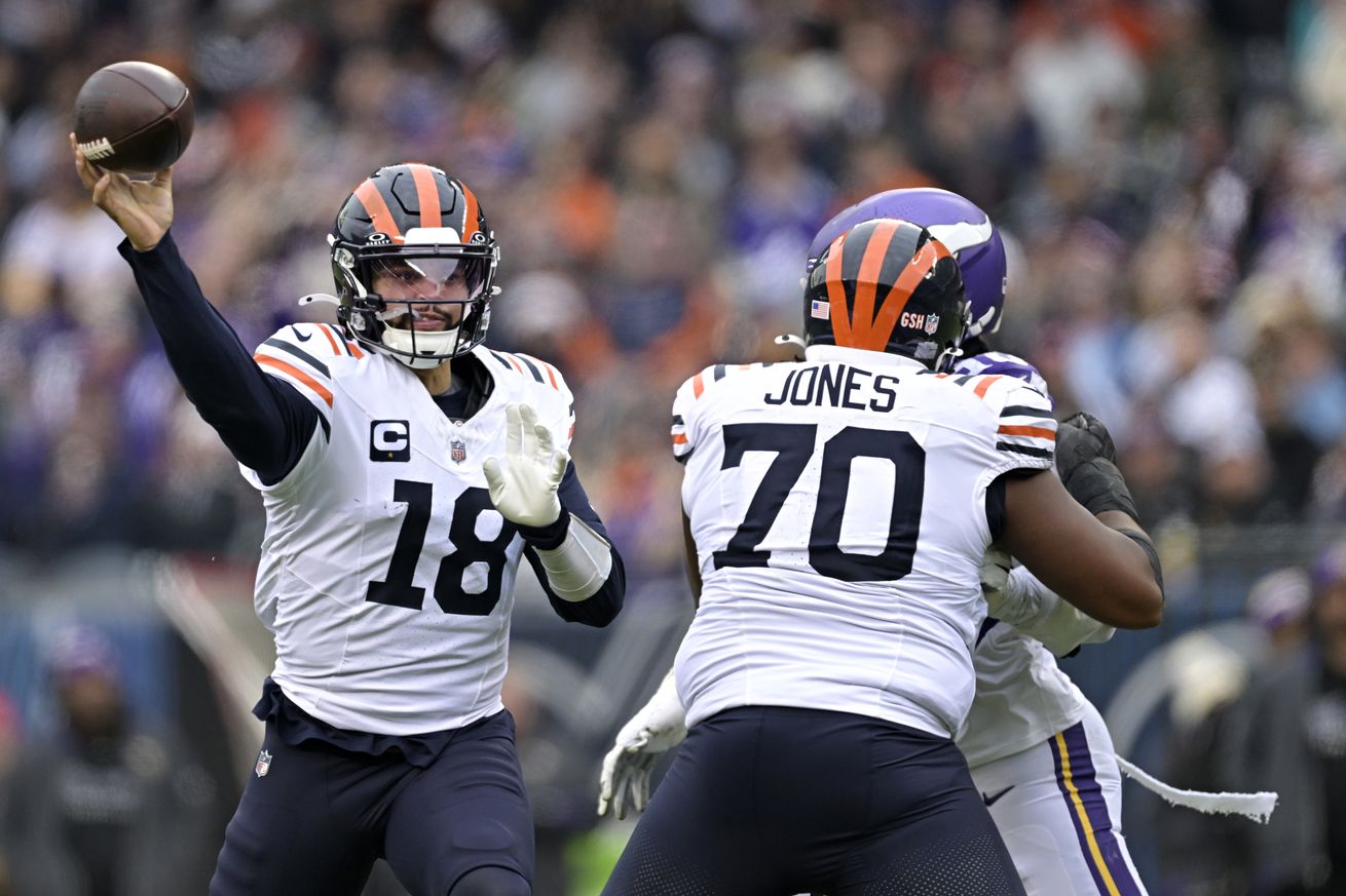 Minnesota Vikings v Chicago Bears