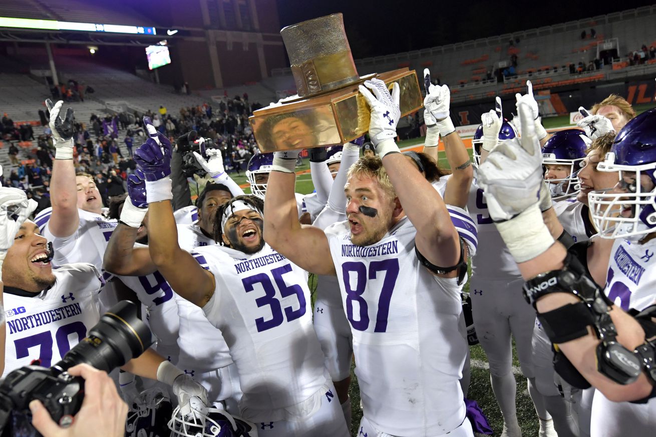 NCAA Football: Northwestern at Illinois