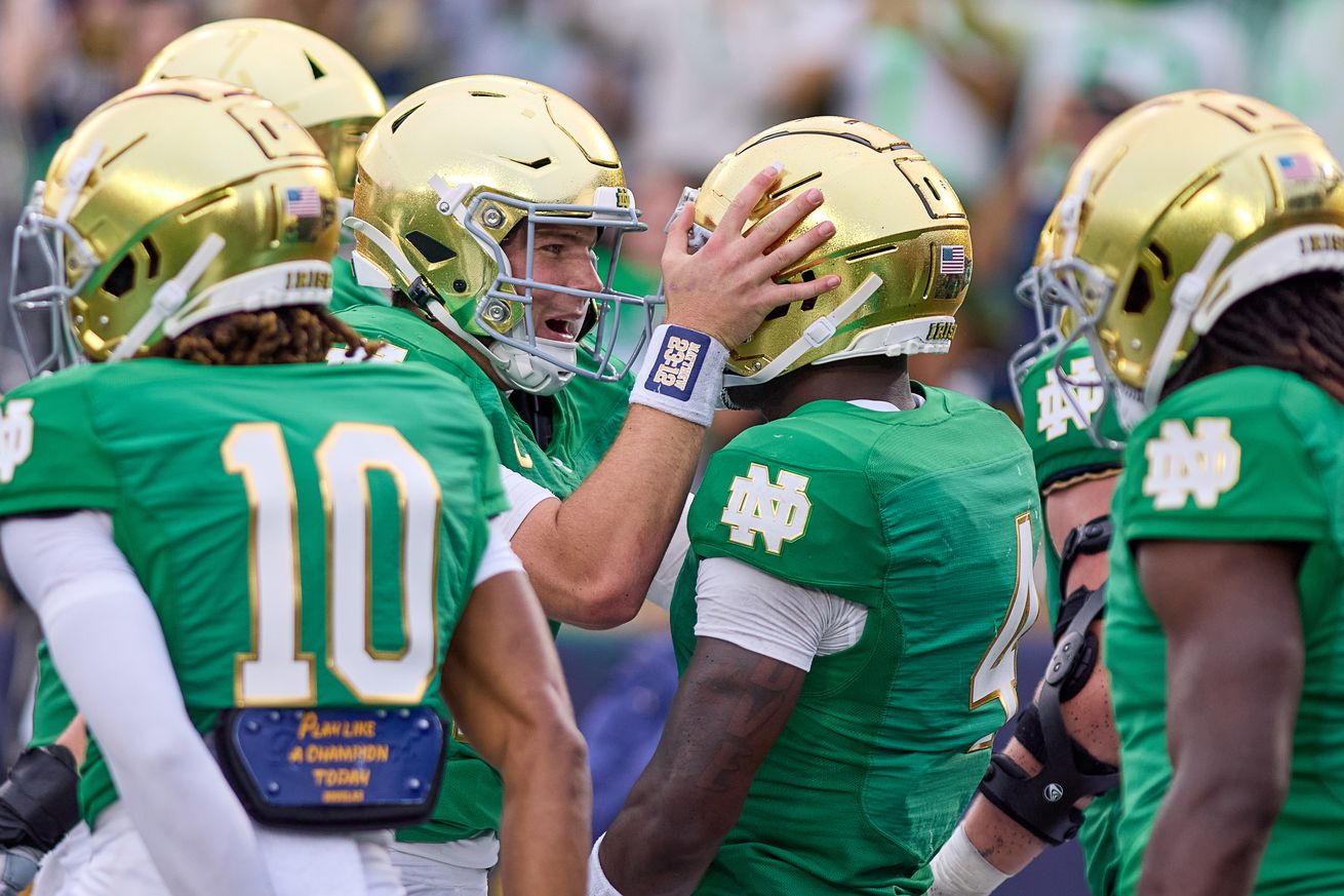 COLLEGE FOOTBALL: SEP 28 Louisville at Notre Dame