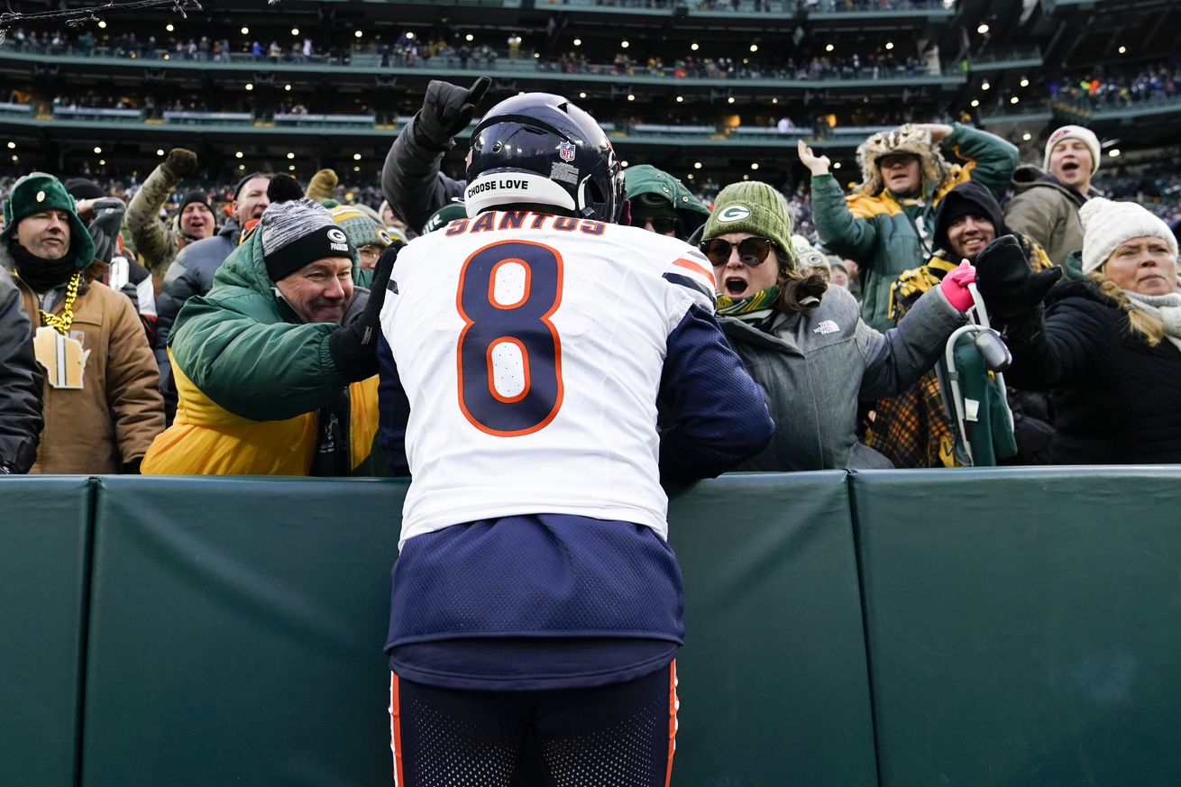 Chicago Bears v Green Bay Packers