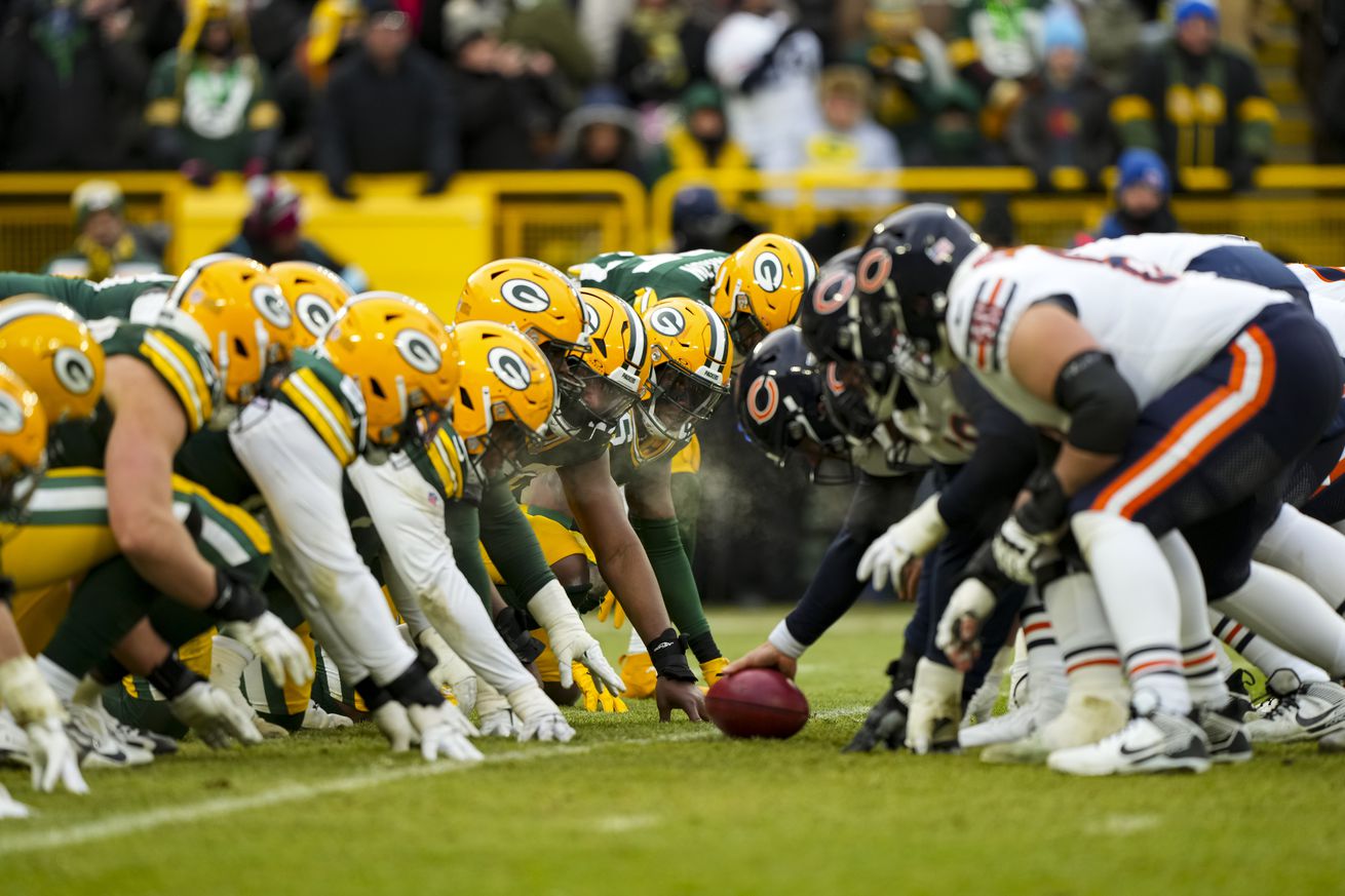 Chicago Bears v Green Bay Packers