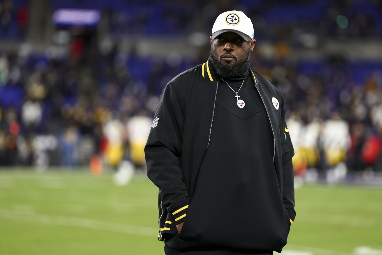 AFC Wild Card Playoffs: Pittsburgh Steelers v Baltimore Ravens