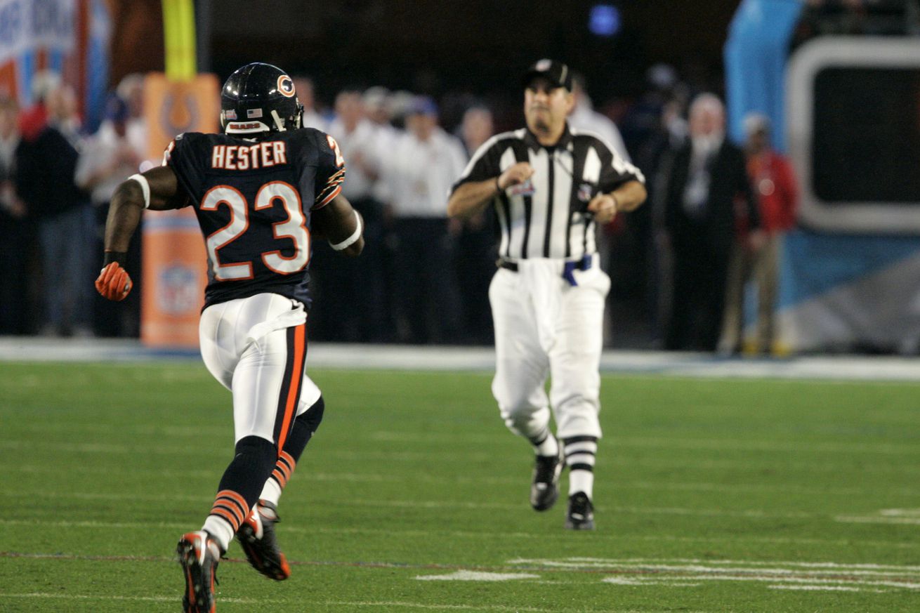 NFL: Super Bowl XLI: Indianapolis Colts vs Chicago Bears